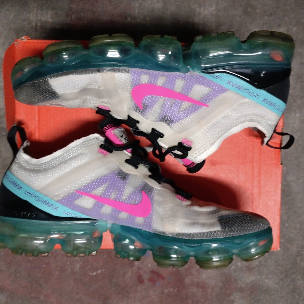 Nike Air VaporMax 2019 Sneakers Multicolor 6Y (7½W)